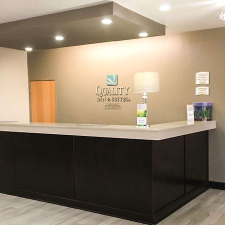 Quality Inn & Suites Lincoln Near I-55 Dış mekan fotoğraf